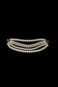 Closed pearl necklace